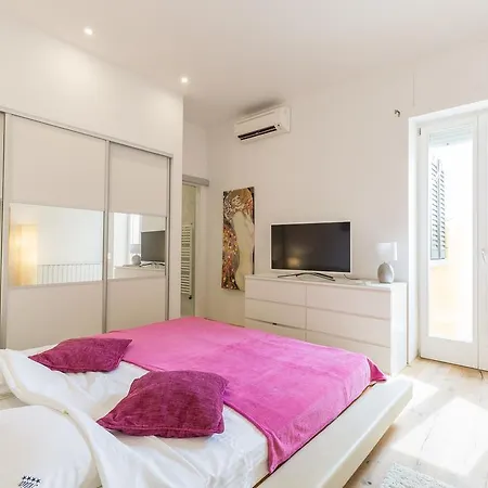 Mia Augusta Ferri Apartman *
